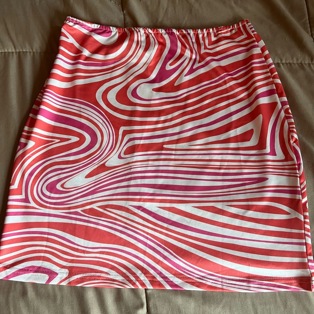 Mini swirls skirt from SHEIN.